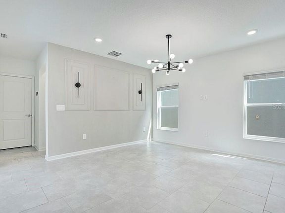 4th image of 6176 Shavasana Rd