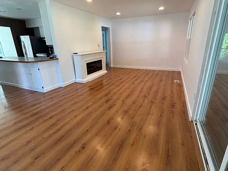 17735 Gerilyn Ct — Photo 3
