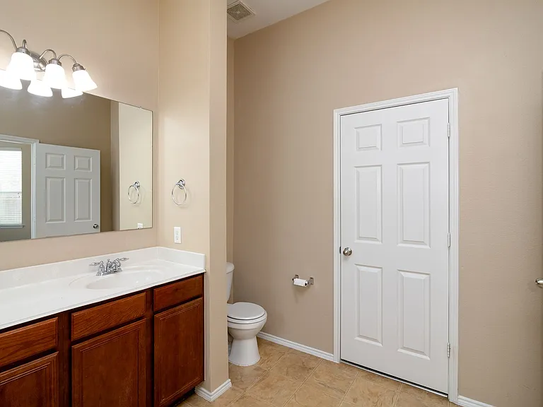 2510 Sedona St — Photo 14