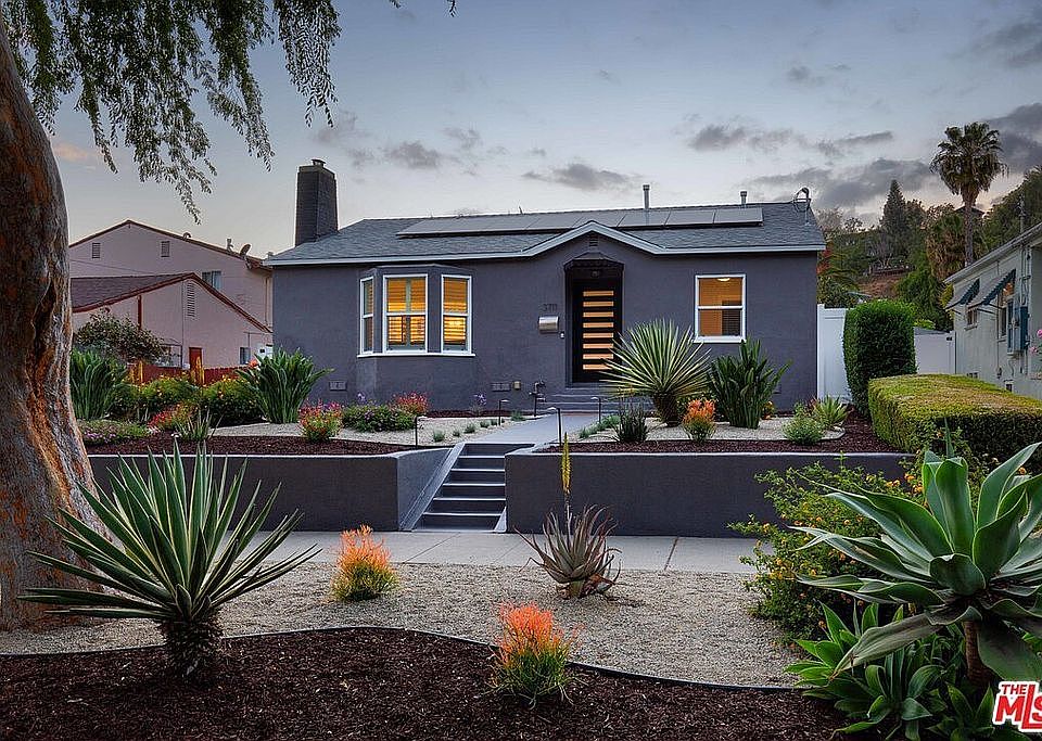 1st image of 3711 Collis Ave