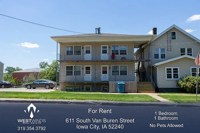 1 bed, 1.0 bath, $895 — Photo 1