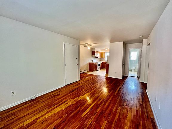 5th image of 677 Park Ave
