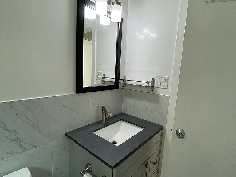 246 Morton Dr #B — Photo 6