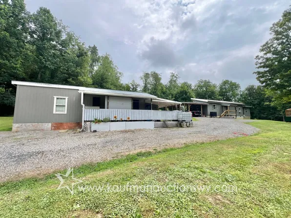2683 Gregory Run Rd, Clarksburg, WV 26301