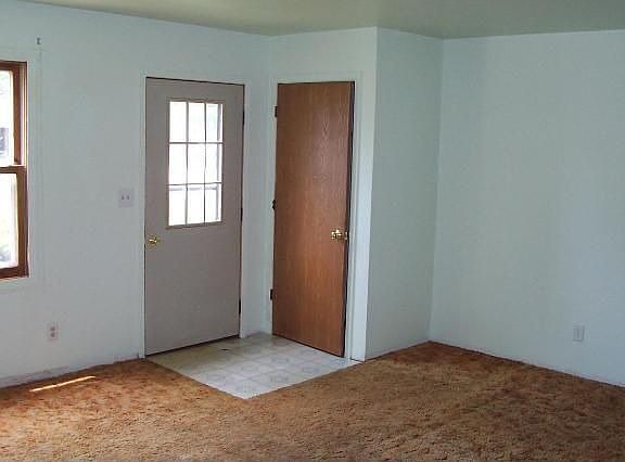 4th image of N8330 Parkview Dr