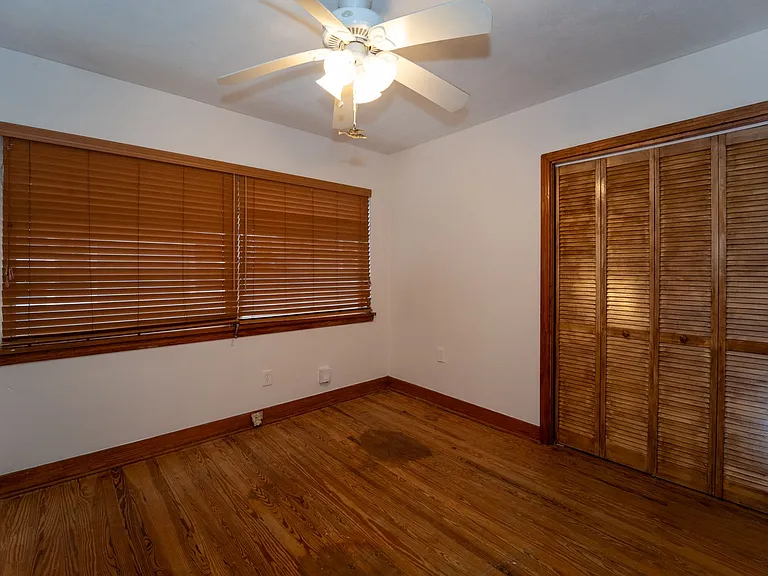 64 Fullerwood Dr — Photo 13