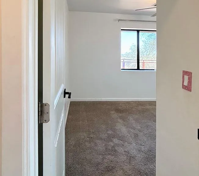1750 W Pearce Rd — Photo 35