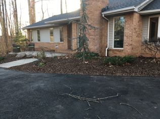 112 Carriage Ct, Locust Grove, VA 22508