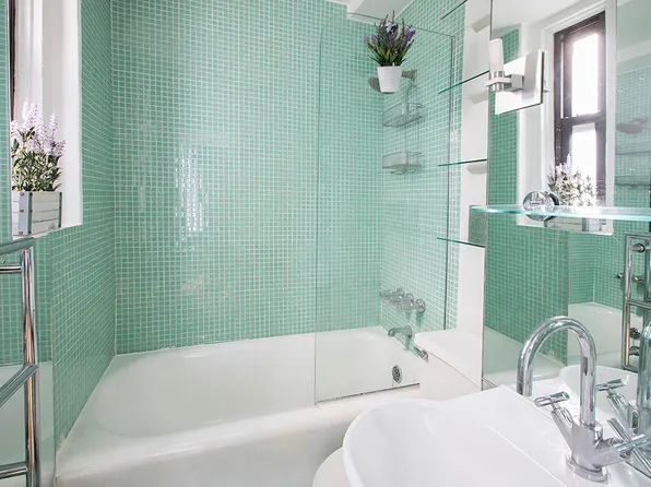 150 West 51st Street image 5 of 9