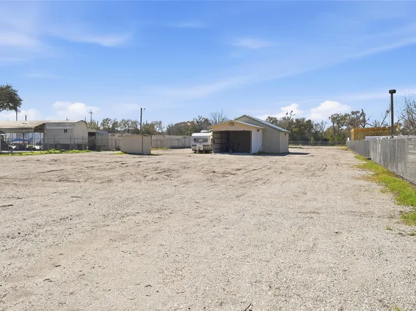 12123 West Dr, Cypress, TX 77433