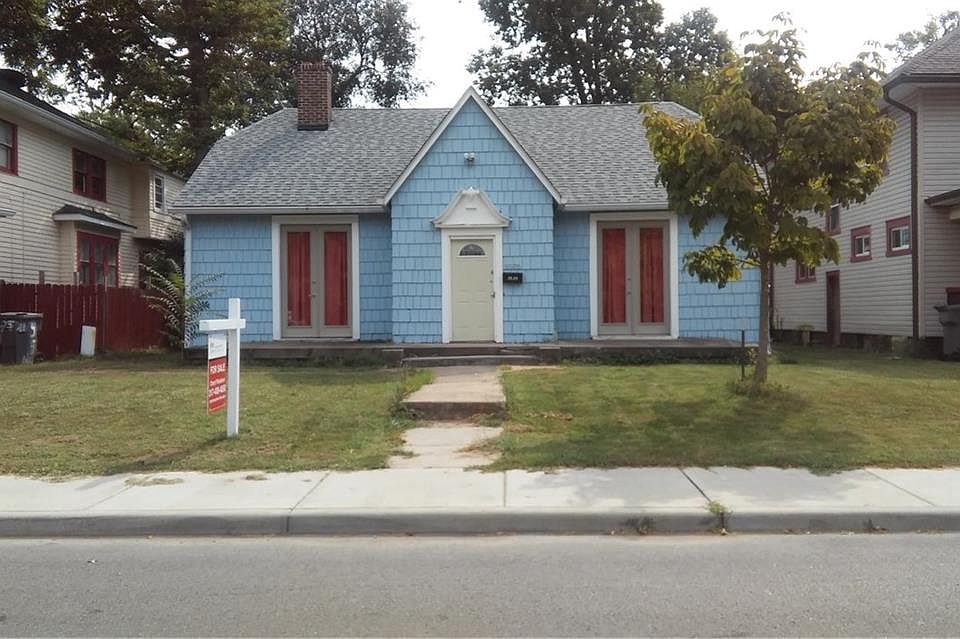 1st image of 3535 N Birchwood Ave