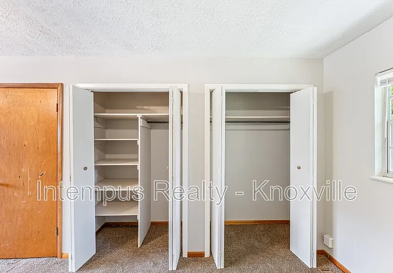 8738 Gleason Dr — Photo 25