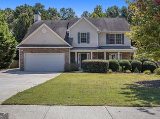 3112 Oak Ridge Ln, Loganville, GA 30052