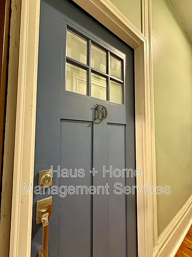 906 Penn Ave Photo 1