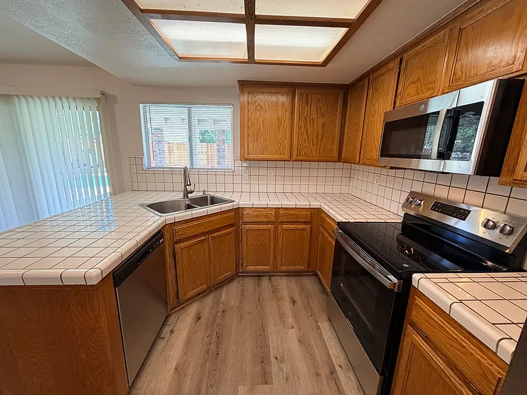 1311 Saint Francis Dr — Photo 14