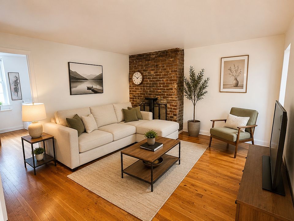 1st image of 27 W 15th St APT 4R