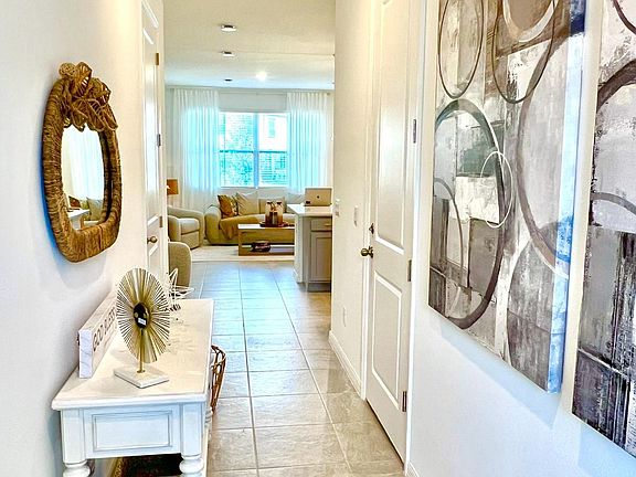 4th image of 742 Longboat Dr #742