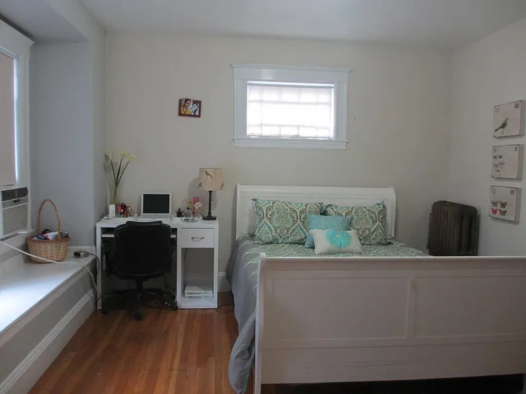 21 Alma Ave — Photo 3