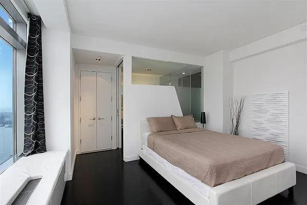 Rented by Corcoran | media 8