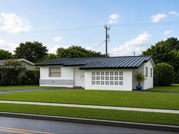 2581 NW 47th Ave, Lauderhill, FL 33313