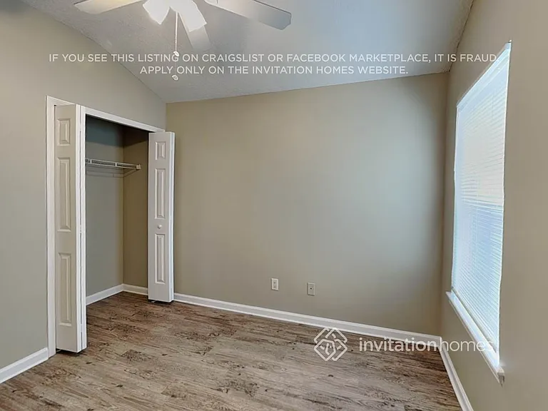 1033 Dunstable Ln — Photo 17