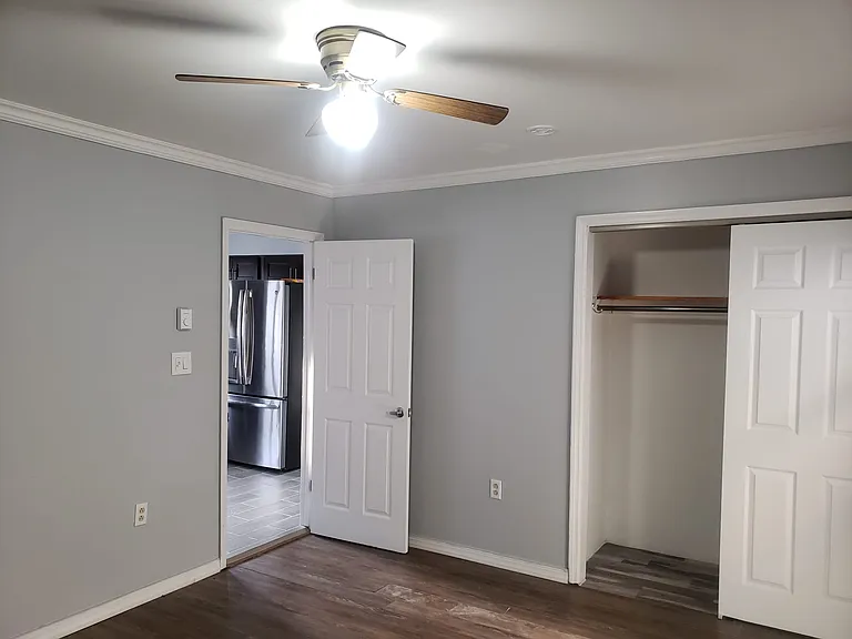 31 Plauderville Ave #2 — Photo 22