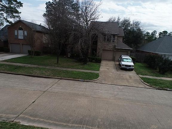 2nd image of 14719 Cypress Falls Dr