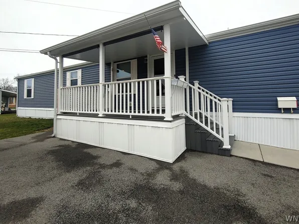 546 C St, Niagara Falls, NY 14304