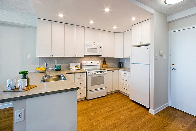 Edgehill Apartments — Photo 3