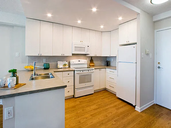 108 Edgehill Dr, Barrie, ON L4N 5A3