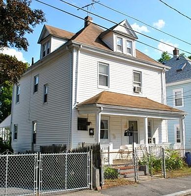 2nd image of 18 Hillis Rd