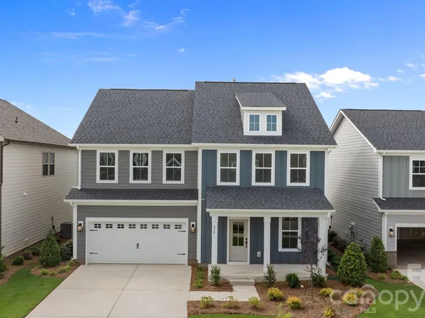 1442 Lady Slipper Pl, York, SC 29745