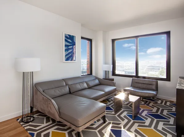 1127 Willoughby Avenue image 3 of 5