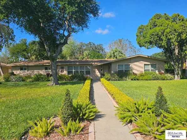155 Robins Ln, Brownsville, TX 78520