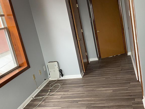 5th image of 1434 W Porter St Suite 2