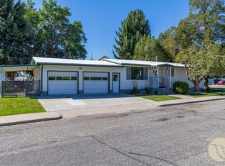 416 Mountain View Ln, Laurel, MT 59044