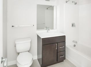 2 Commercial St, Braintree, MA 02184