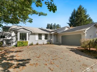 3908 NE 10th St, Renton, WA 98056