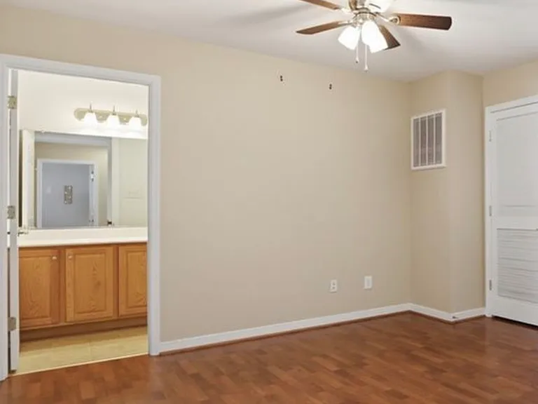 2003 Southwinds Ct — Photo 22