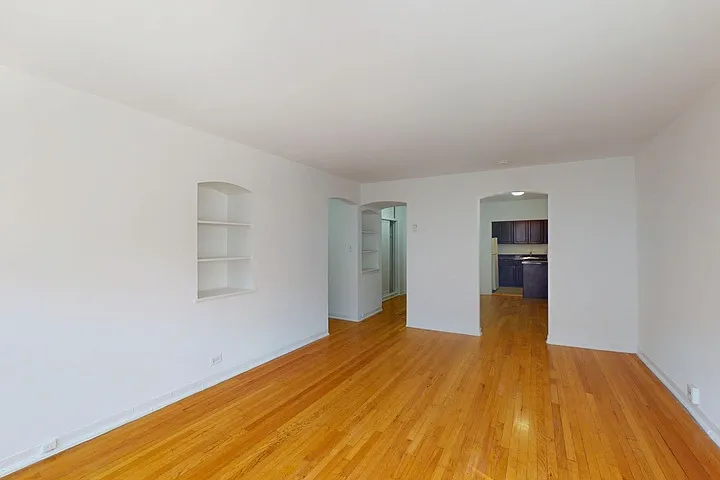 5337 S. Hyde Park Boulevard — Photo 25