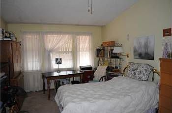 3rd image of 3224 Windsor Pl