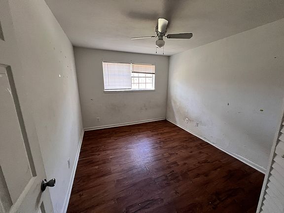 3rd image of 3285 University Blvd N #250