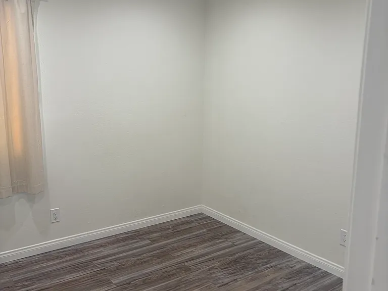 25007 Peachland Ave #124 — Photo 4
