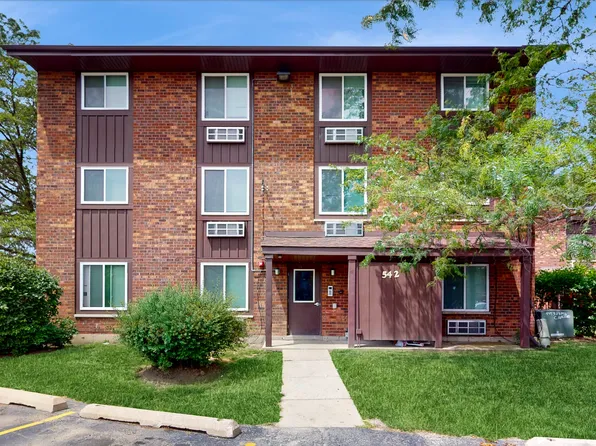 29W542 Country Ridge Dr APT F, Warrenville, IL 60555