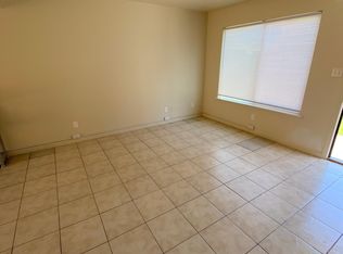 831 Iowa Ave #B-2, Los Banos, CA 93635