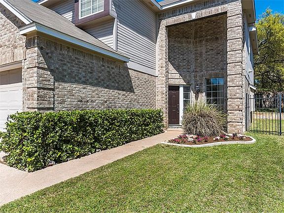 2nd image of 10929 Sierra Oaks