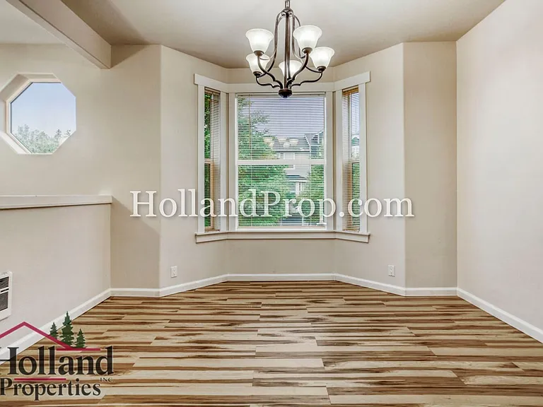 248 NW Prescott Pl — Photo 8