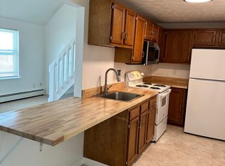 400 Main St #5, Biddeford, ME 04005