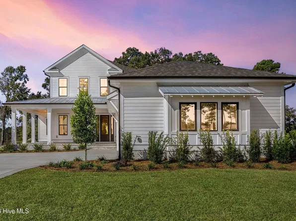 115 Halcyon Drive, Hampstead, NC 28443