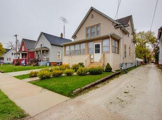 2111 64th St, Kenosha, WI 53143